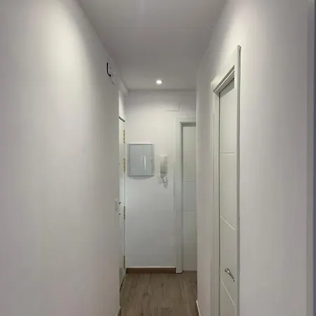 Plaza Pradollano 2 *