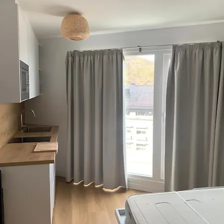 Plaza Pradollano 2 *