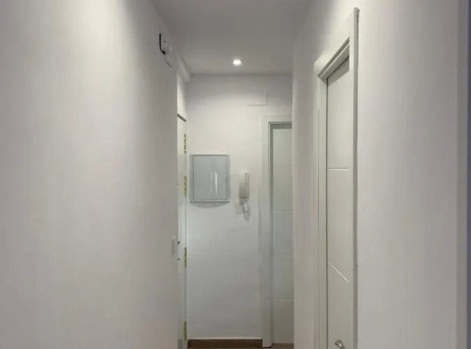 Plaza Pradollano 2 *