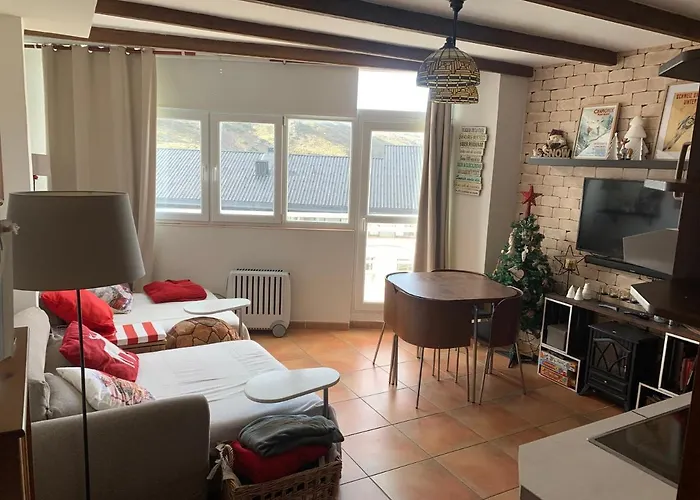 Plaza Pradollano 2 *