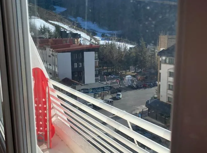 Plaza Pradollano 2 *