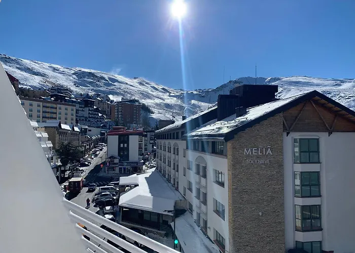 Plaza Pradollano 2 *